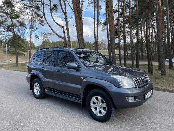 Toyota Land Cruiser