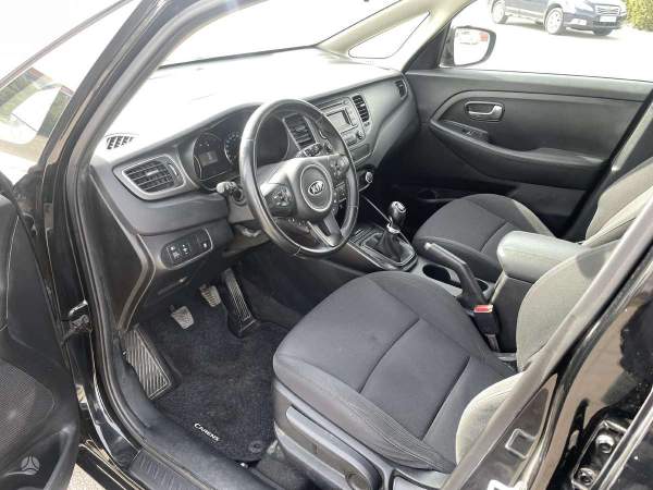 Kia Carens