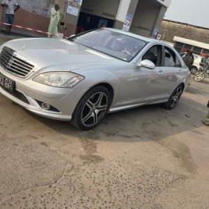 Mercedes S class 500 2007 model