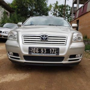 Toyota Avensis Tete De Cochon 2005 Model